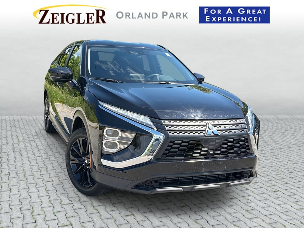 Used 2024 Mitsubishi Eclipse Cross LE AWD/4WD image 1