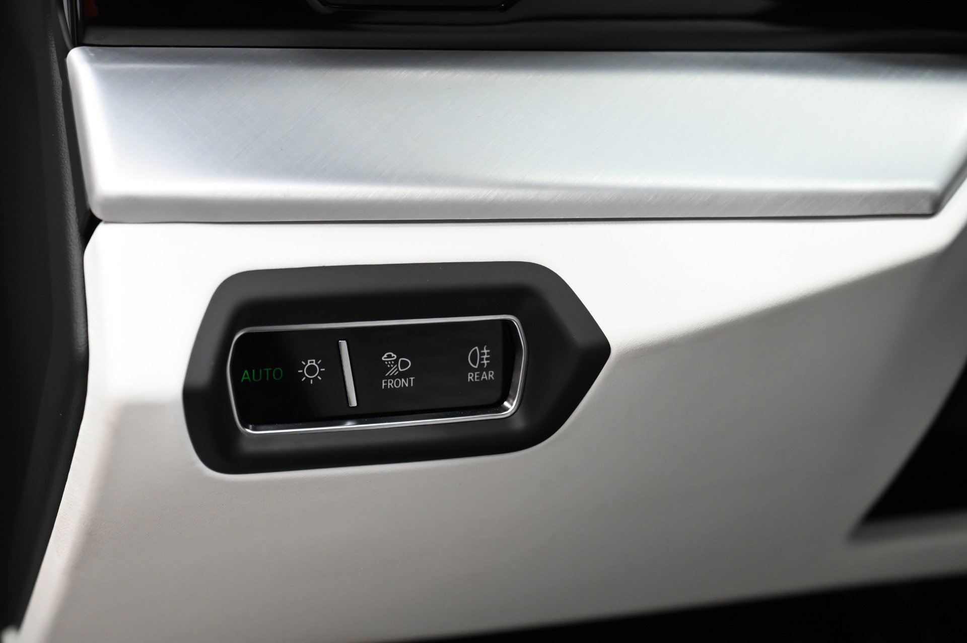 Used 2020 Lamborghini Urus image 50