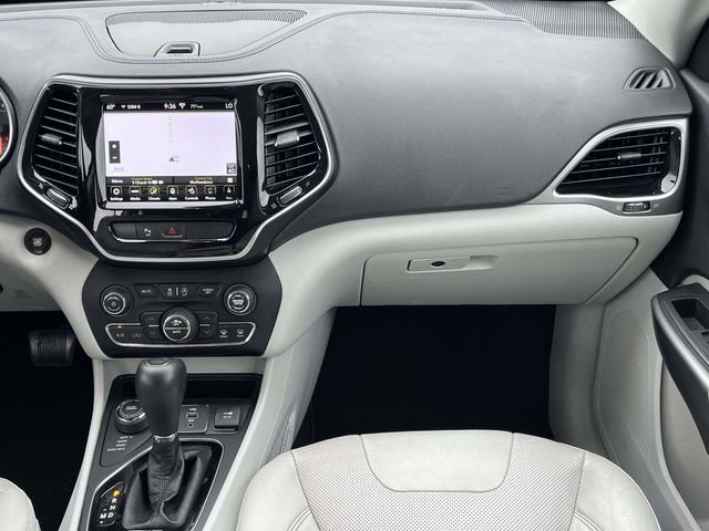 Used 2019 Jeep Cherokee Limited AWD/4WD image 18