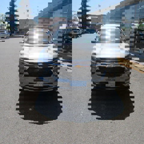 Certified 2026 Chevrolet Trax LT image 3