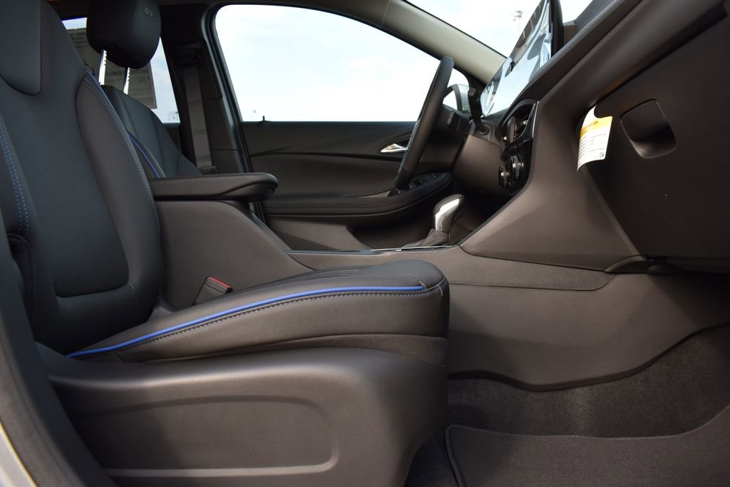 New 2026 Buick Encore GX Sport Touring w/ Advanced Technology Package FWD image 10