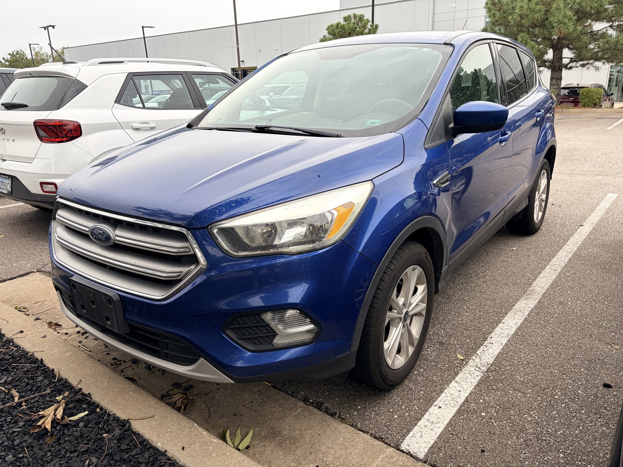 Used 2017 Ford Escape SE
