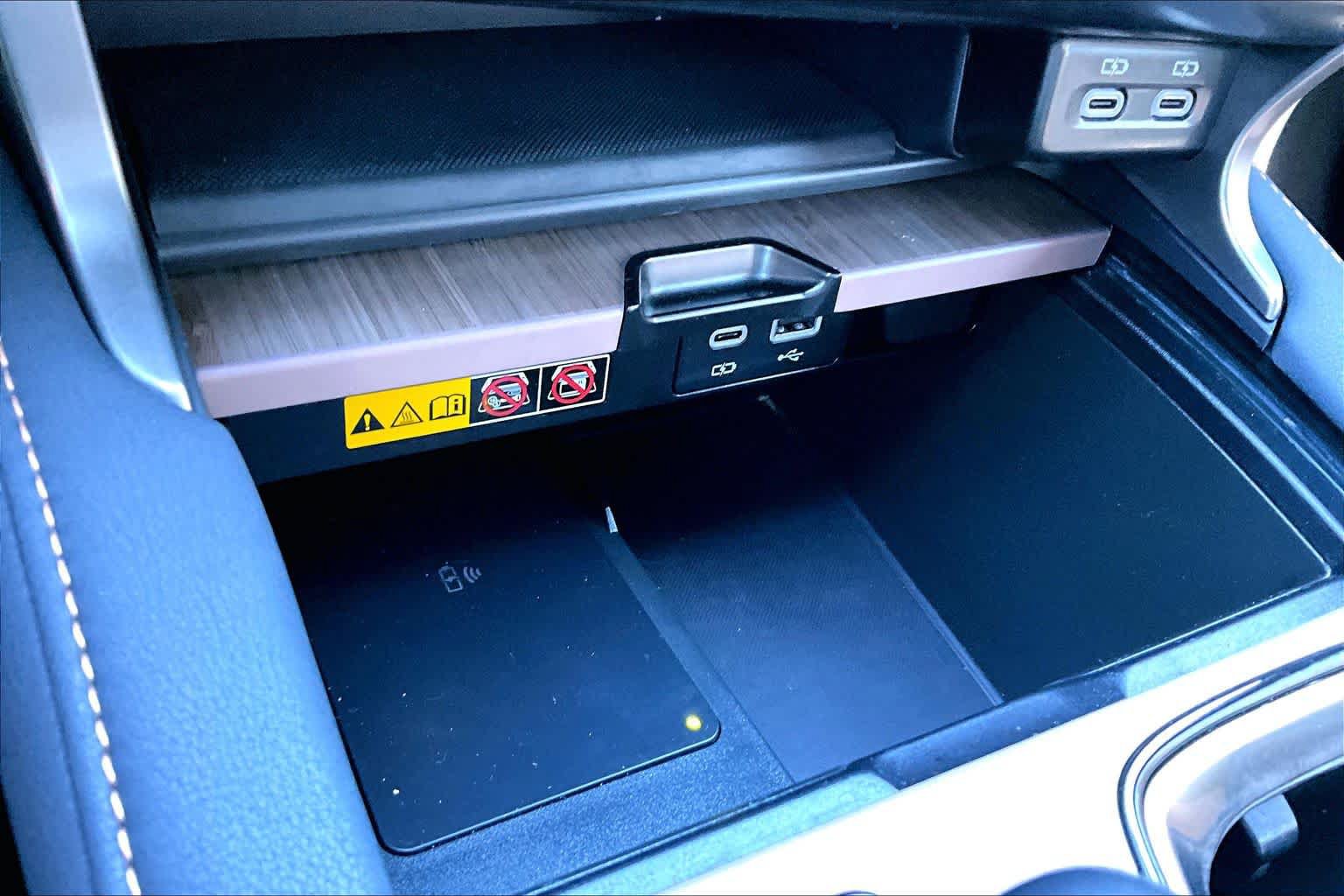 Used 2024 Lexus RX 350 Premium w/ Accessory Package (Z1) FWD image 33