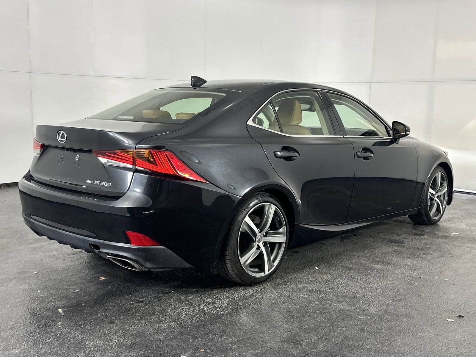 Used 2018 Lexus IS 300 AWD w/ Comfort Package image 8