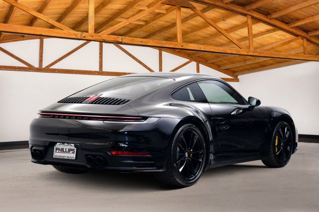 Used 2021 Porsche 911 Carrera image 5
