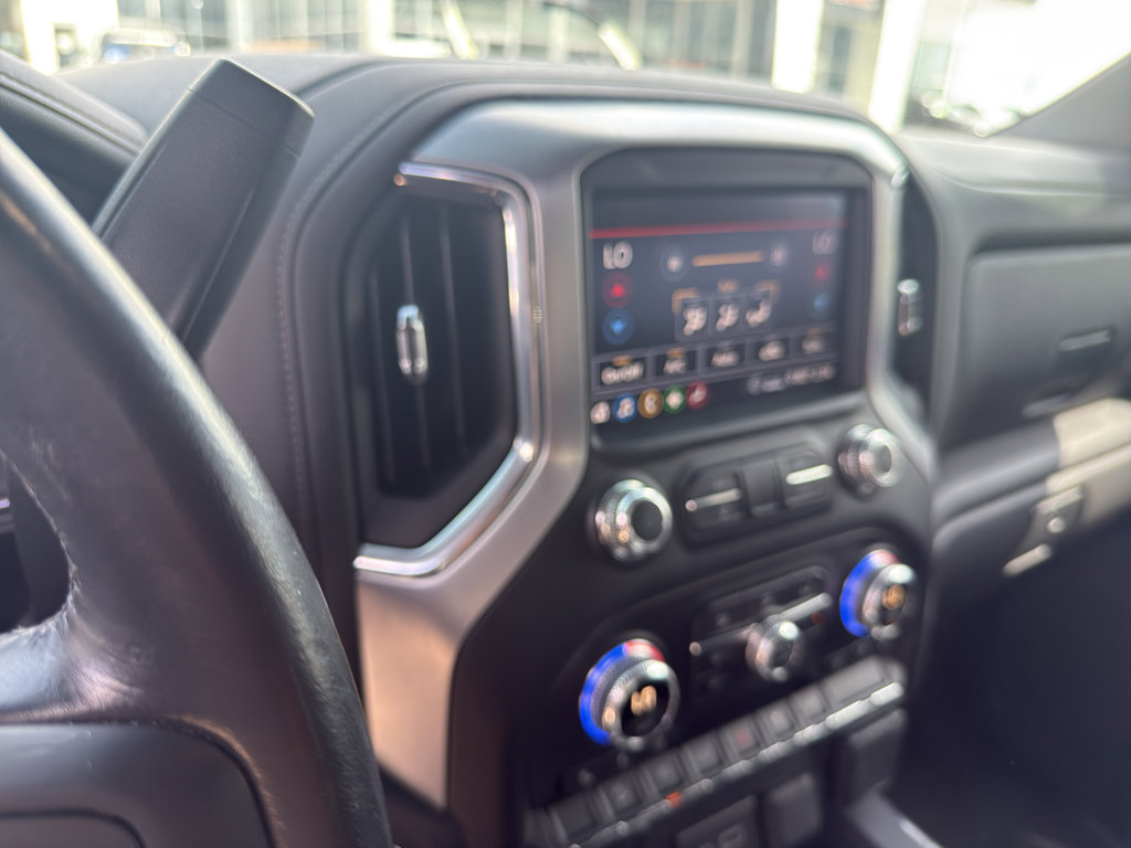 Used 2020 GMC Sierra 1500 SLT w/ SLT Premium Package AWD/4WD image 8