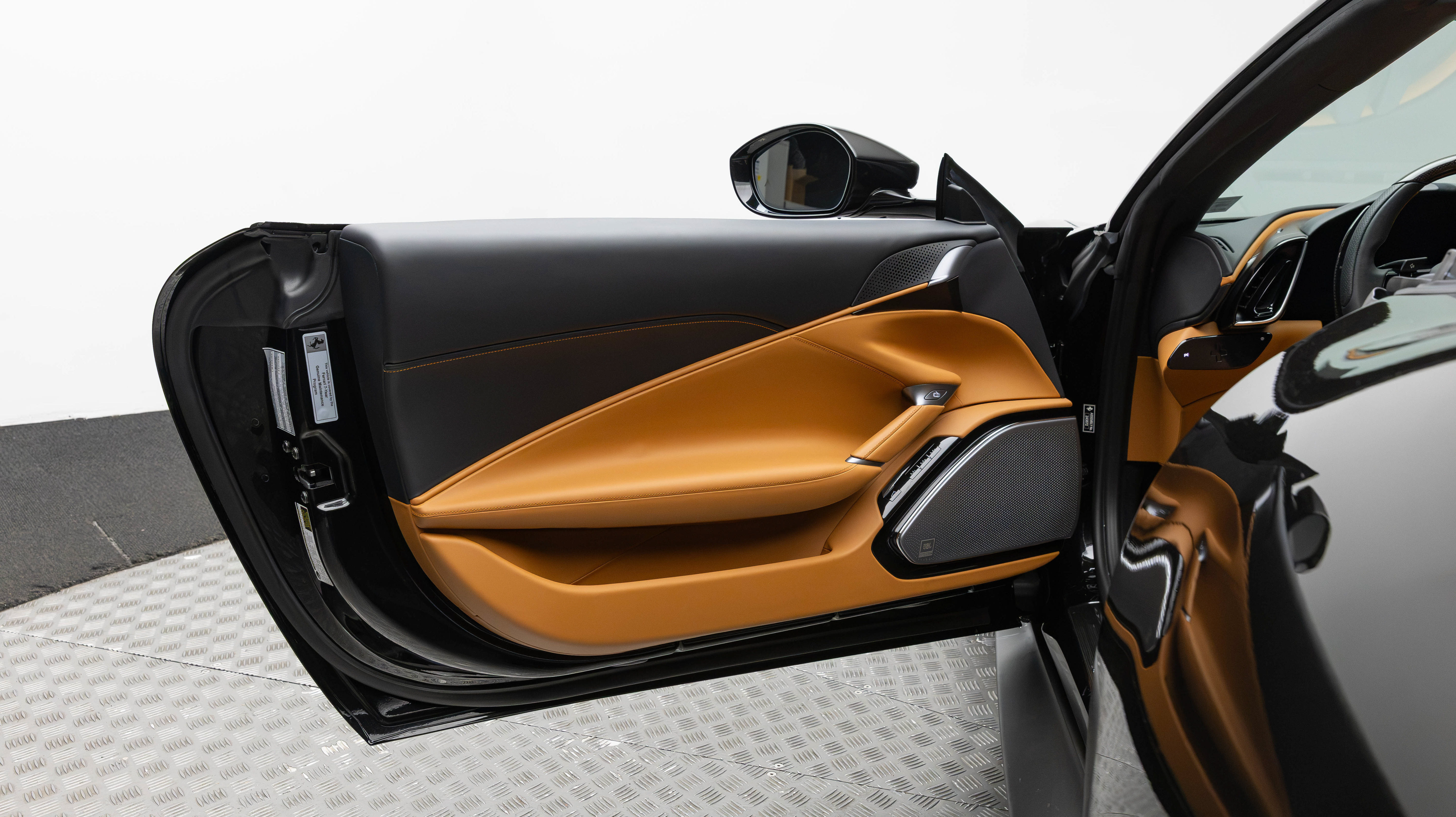 Certified 2025 Ferrari Roma Spider RWD image 57