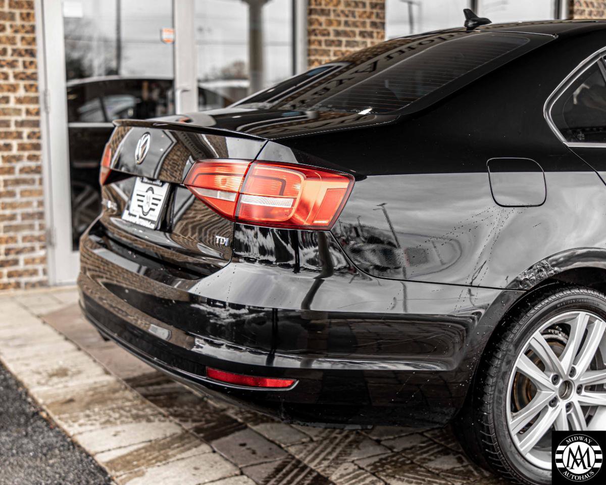 Used 2015 Volkswagen Jetta TDI SEL FWD image 12