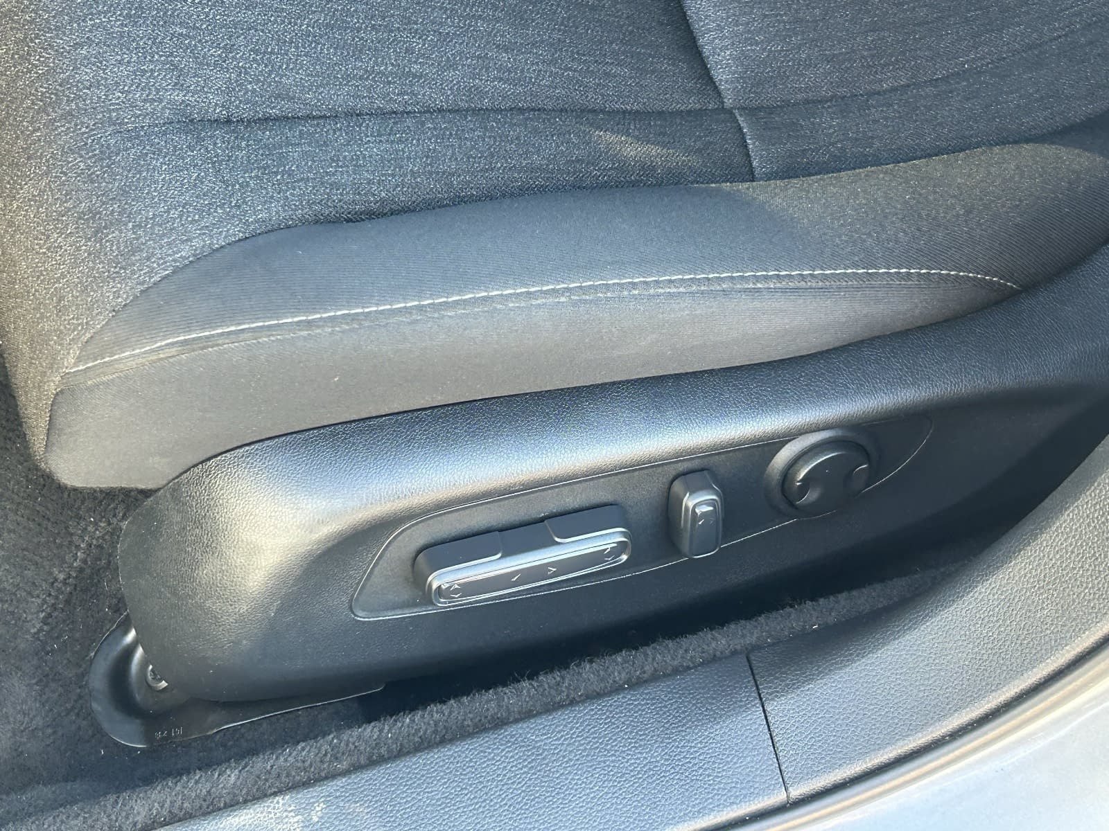 Certified 2023 Honda Accord EX image 25