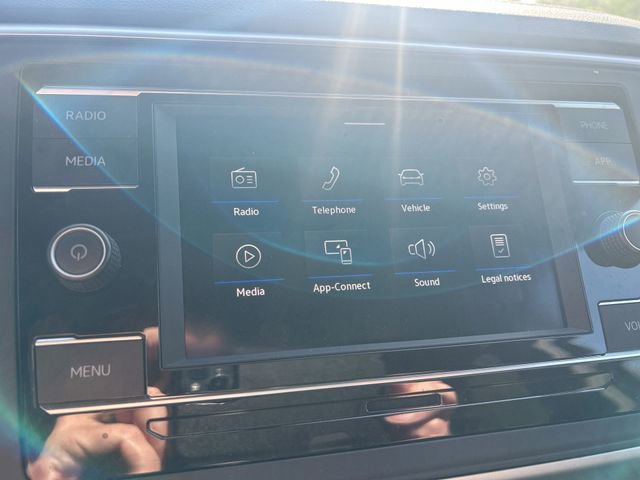 Used 2023 Volkswagen Atlas Cross Sport SE AWD/4WD image 22