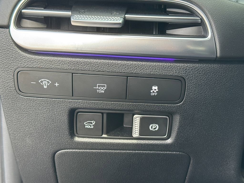 Used 2024 Hyundai Palisade Calligraphy image 18