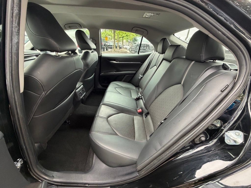 Used 2024 Toyota Camry XSE FWD image 18