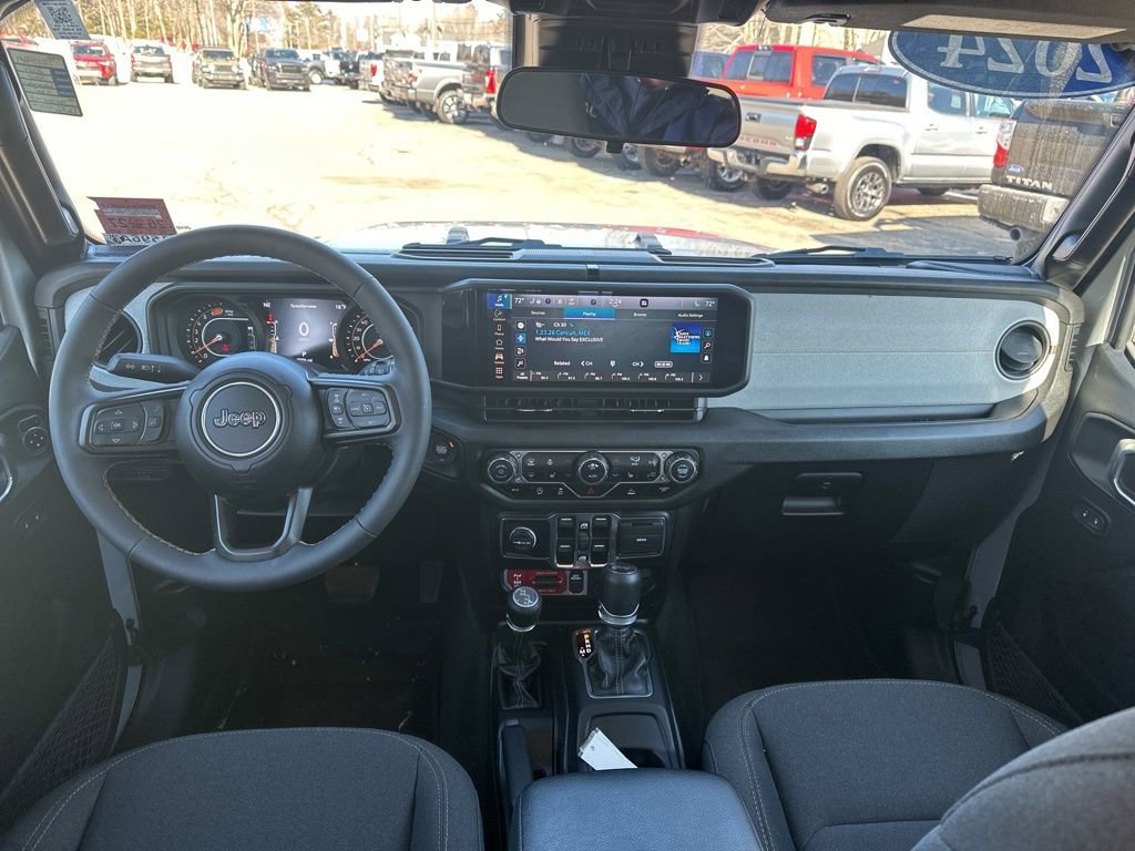 Used 2024 Jeep Wrangler Unlimited Sport AWD/4WD image 17