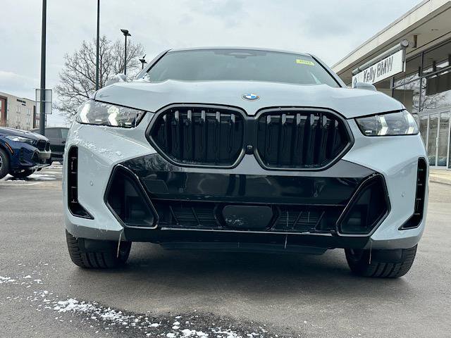 New 2026 BMW X6 xDrive40i image 2