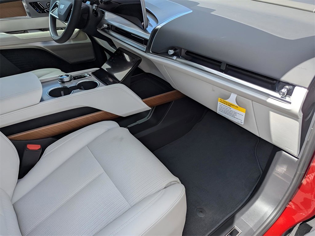 New 2026 Cadillac Vistiq Luxury image 18