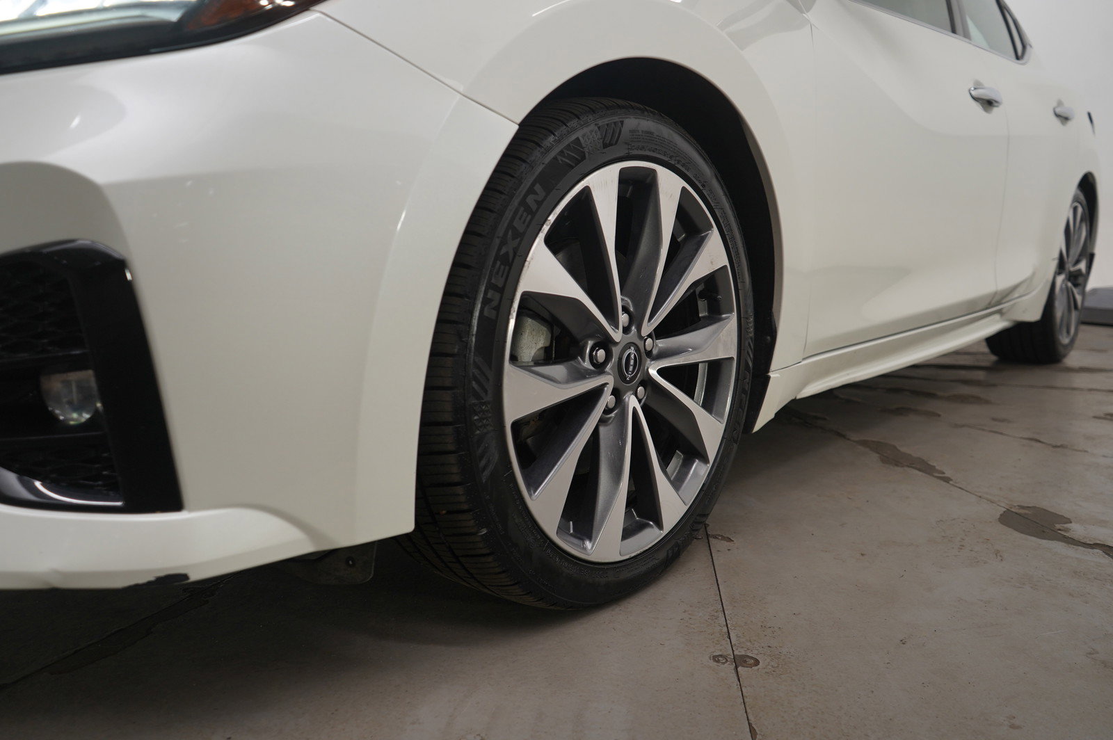 Used 2023 Nissan Maxima Platinum image 25