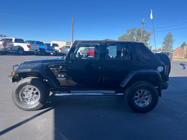 Used 2007 Jeep Wrangler Unlimited X w/ Black Appearance Group AWD/4WD image 9