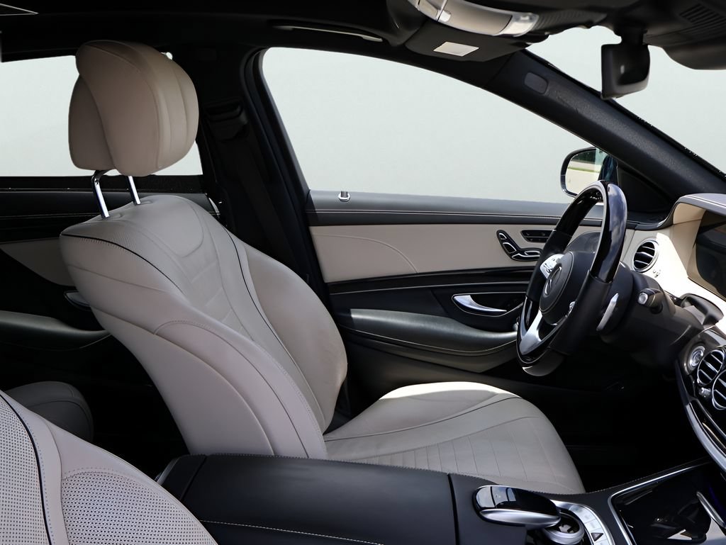 Used 2020 Mercedes-Benz S 560 4MATIC Sedan image 10