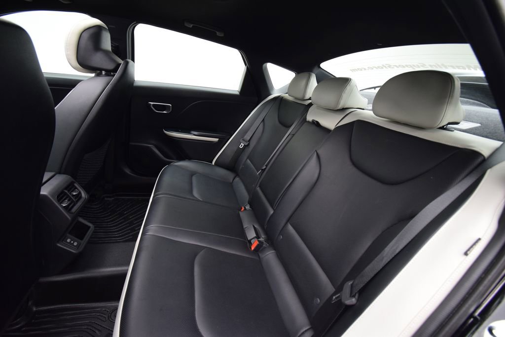 Used 2025 Kia K4 GT-Line Turbo image 25