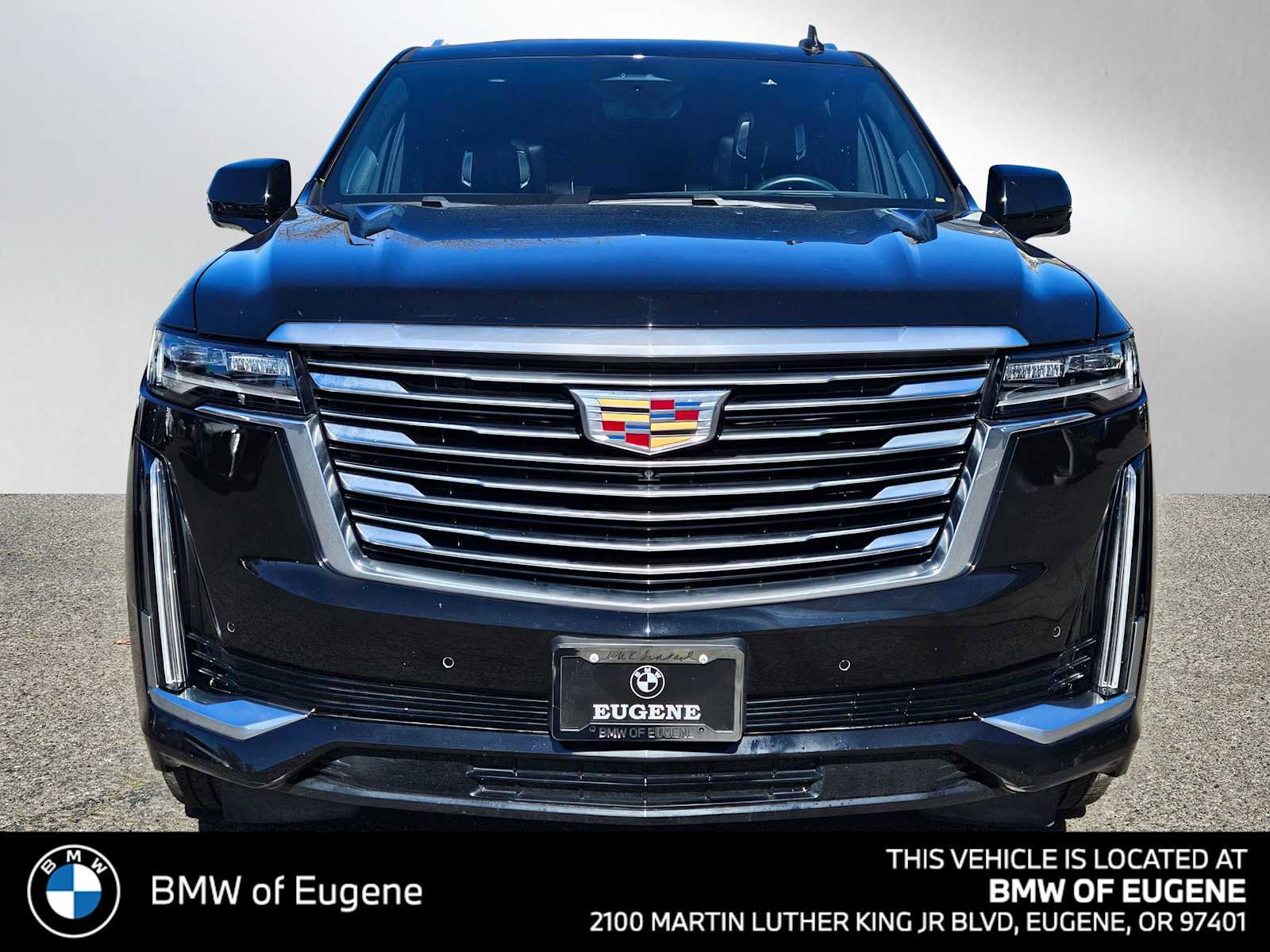 Used 2024 Cadillac Escalade ESV Premium Luxury Platinum AWD/4WD image 8