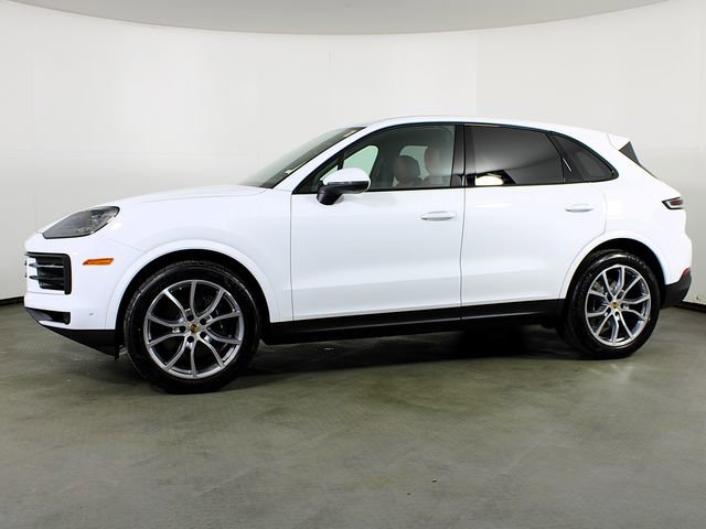 Certified 2025 Porsche Cayenne image 2