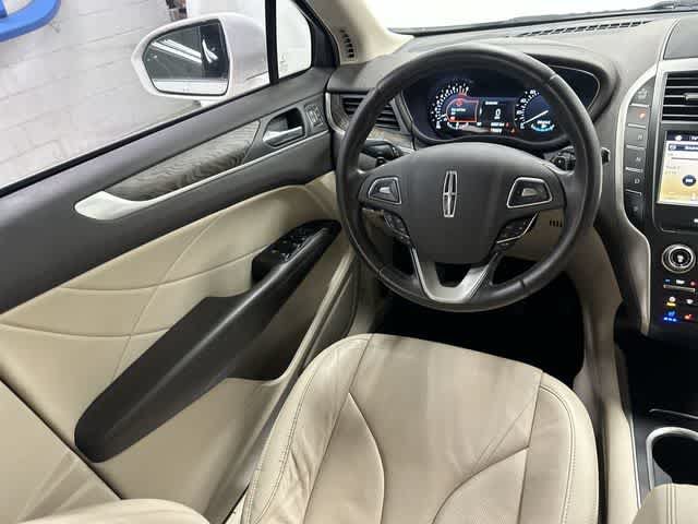Used 2019 Lincoln MKC Reserve w/ MKC Climate Package FWD image 12