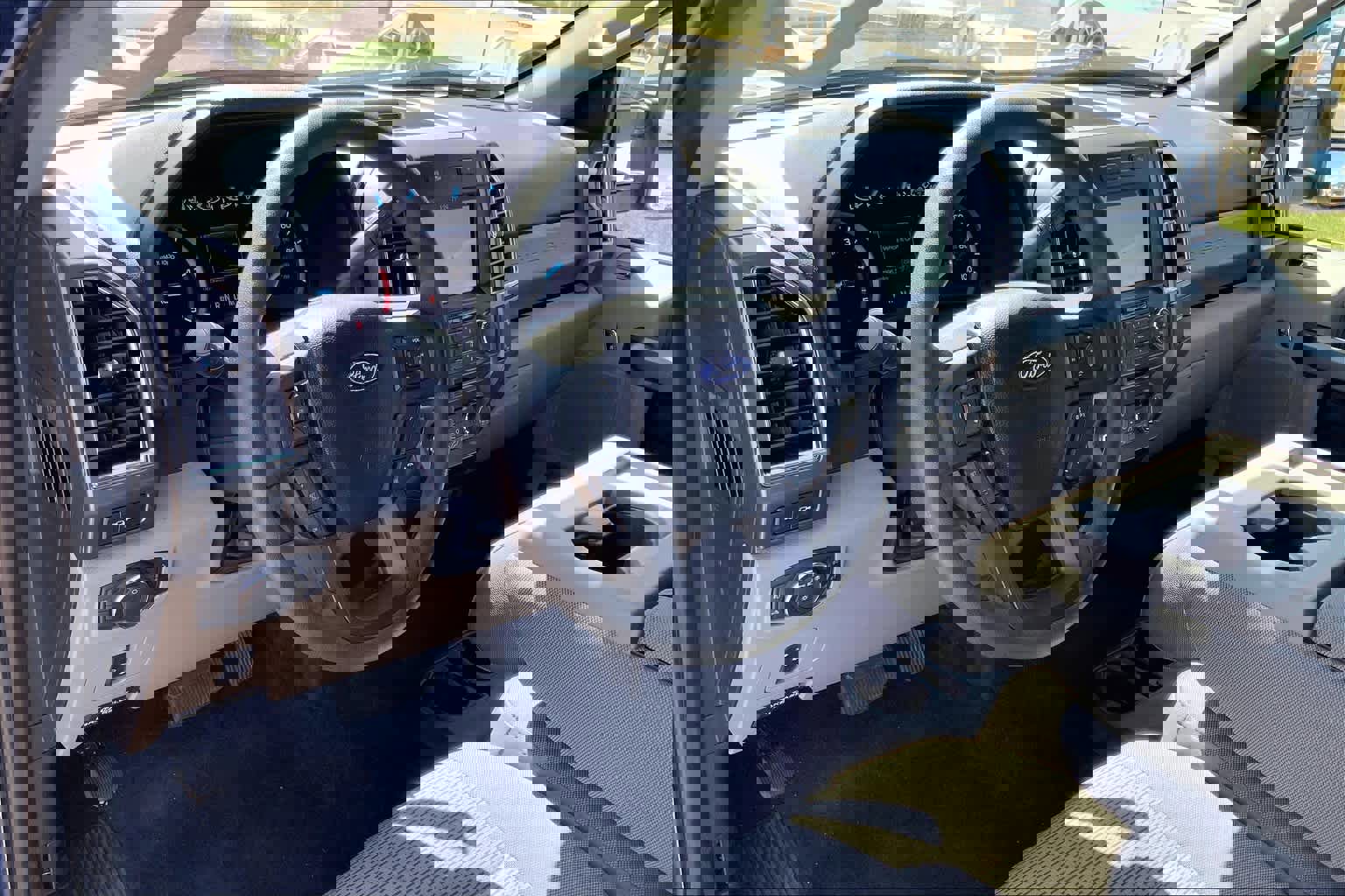 Used 2018 Ford F250 XLT w/ XLT Premium Package image 17