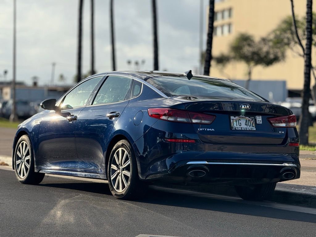 Used 2020 Kia Optima Premium image 4