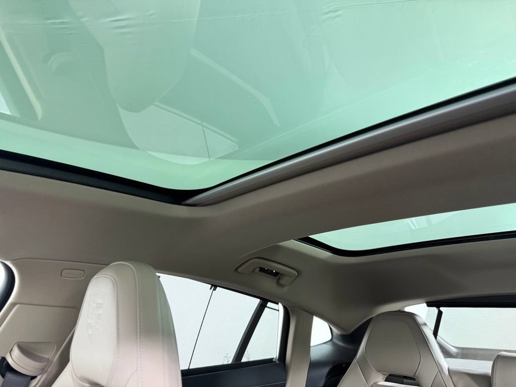New 2026 Porsche Panamera 4 AWD/4WD image 32