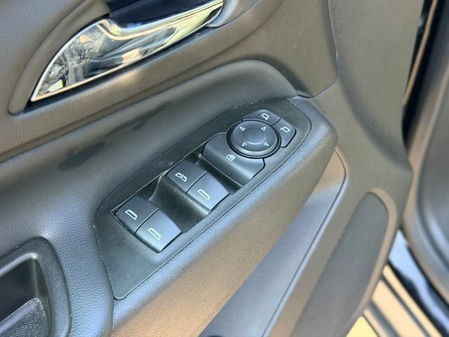 Used 2024 Chevrolet Equinox LT FWD image 20