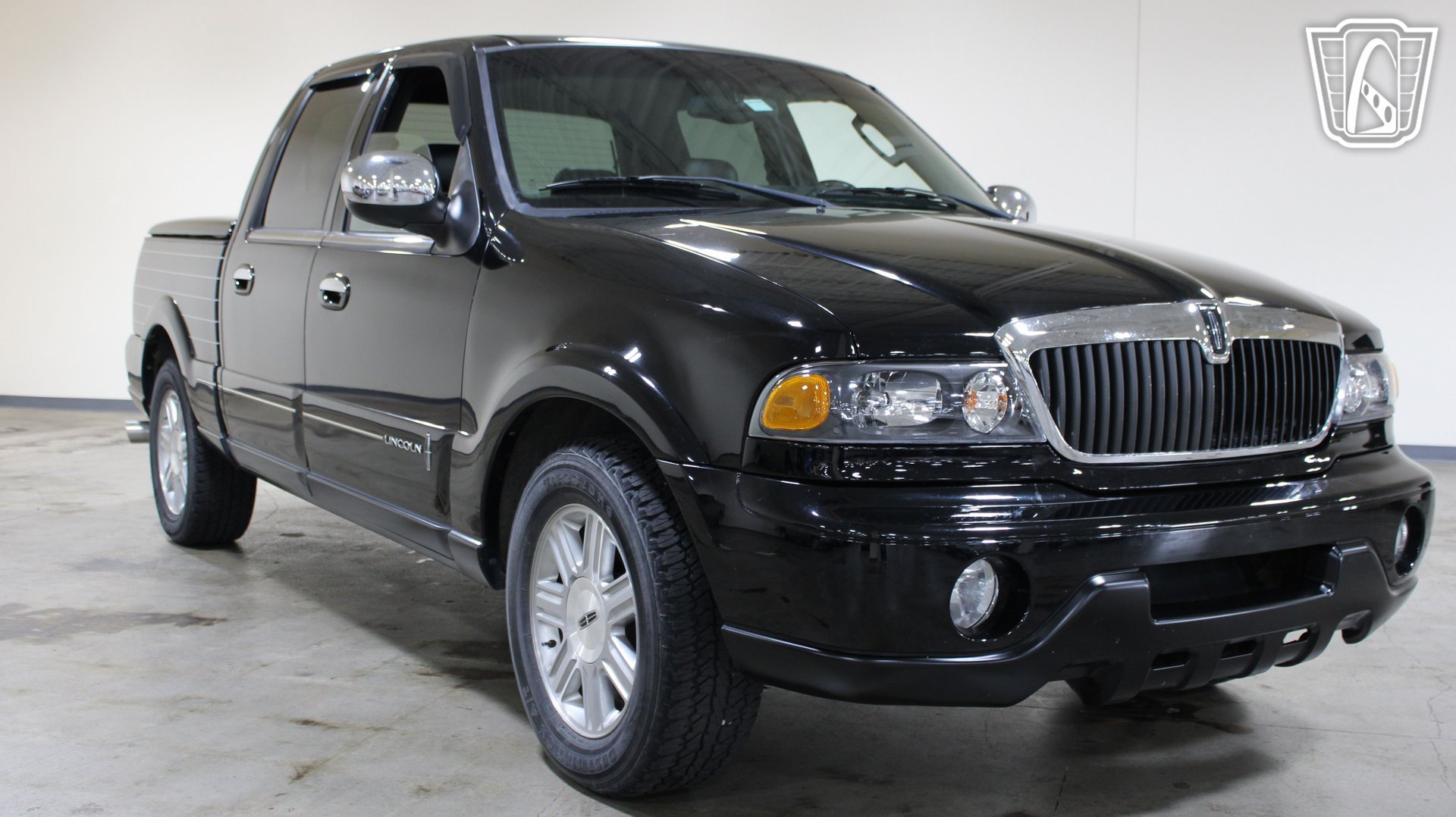 Used 2002 Lincoln Blackwood RWD image 37