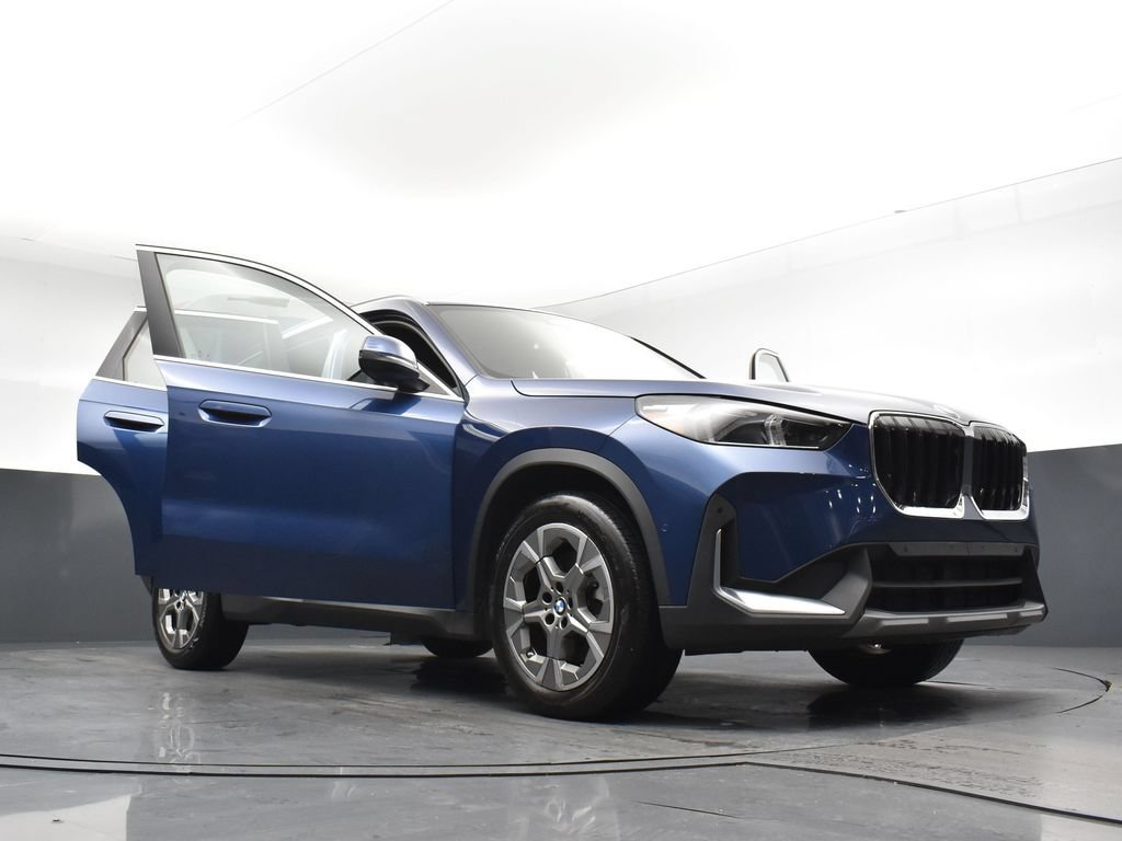 Used 2023 BMW X1 xDrive28i AWD/4WD image 29