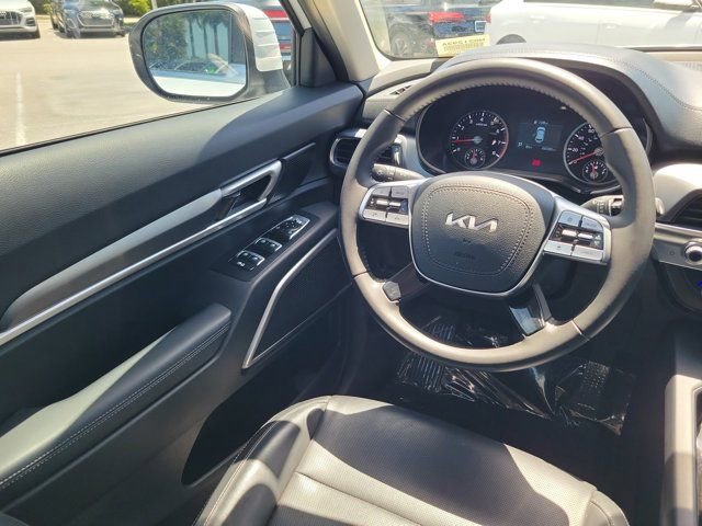 Used 2022 Kia Telluride LX AWD/4WD image 14