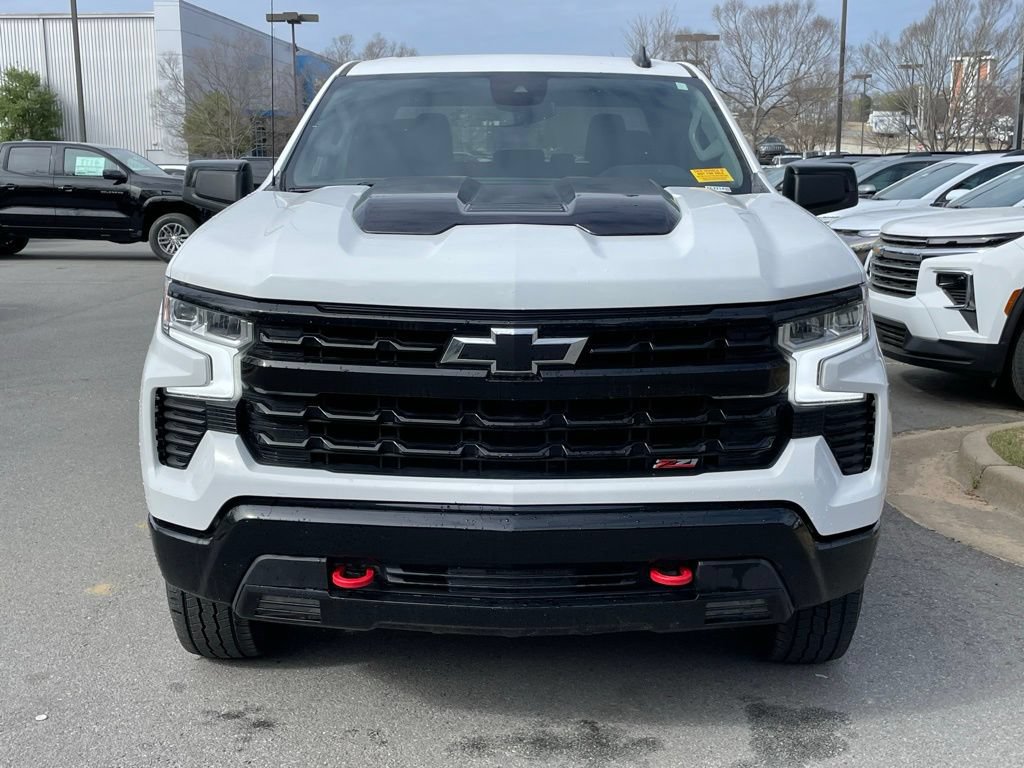 Used 2024 Chevrolet Silverado 1500 LT Trail Boss w/ Protection Package AWD/4WD image 2
