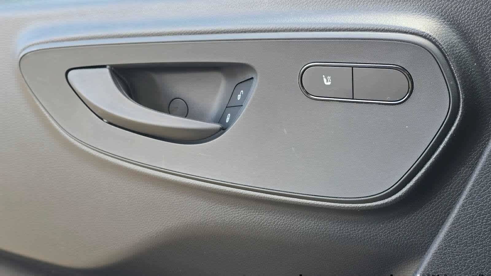 Used 2025 Mercedes-Benz Sprinter 2500 image 26