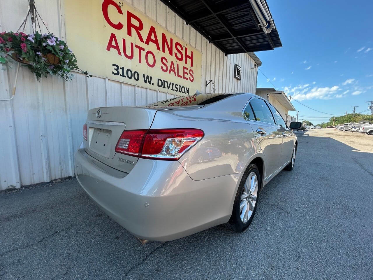 Used 2011 Lexus ES 350 FWD image 2