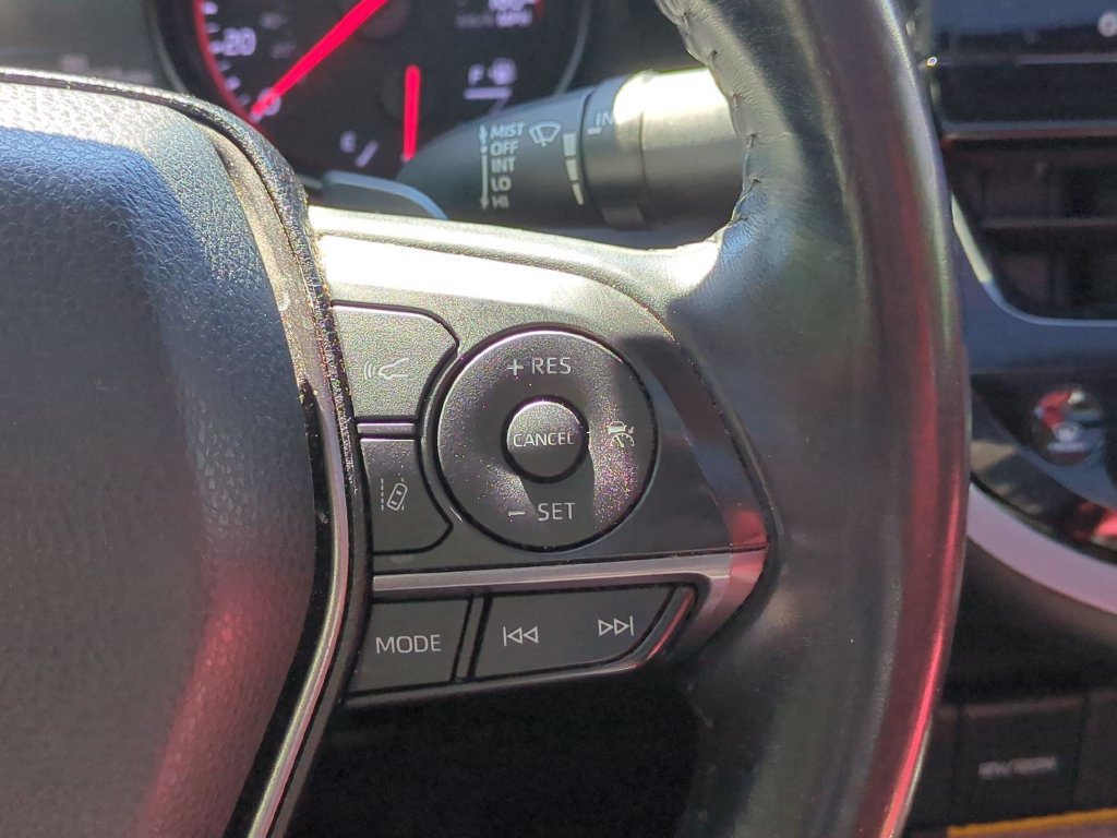 Used 2021 Toyota Camry XSE FWD image 16