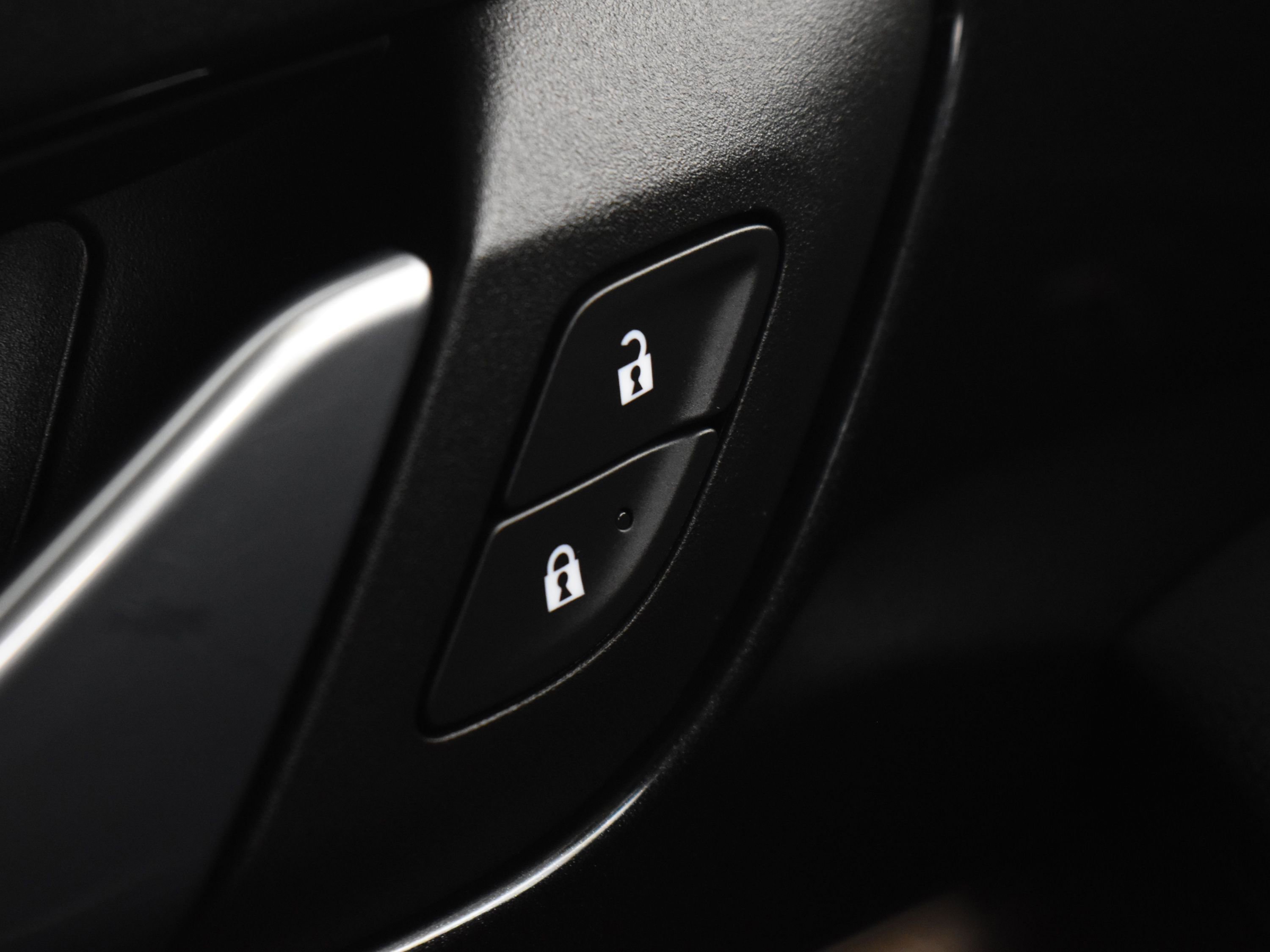 Used 2023 Chevrolet Blazer Premier w/ Driver Confidence II Package image 25