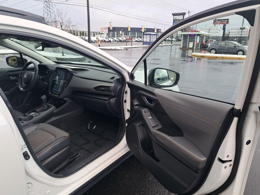 Used 2024 Subaru Crosstrek 2.5i Limited w/ Popular Package #4A AWD/4WD image 17