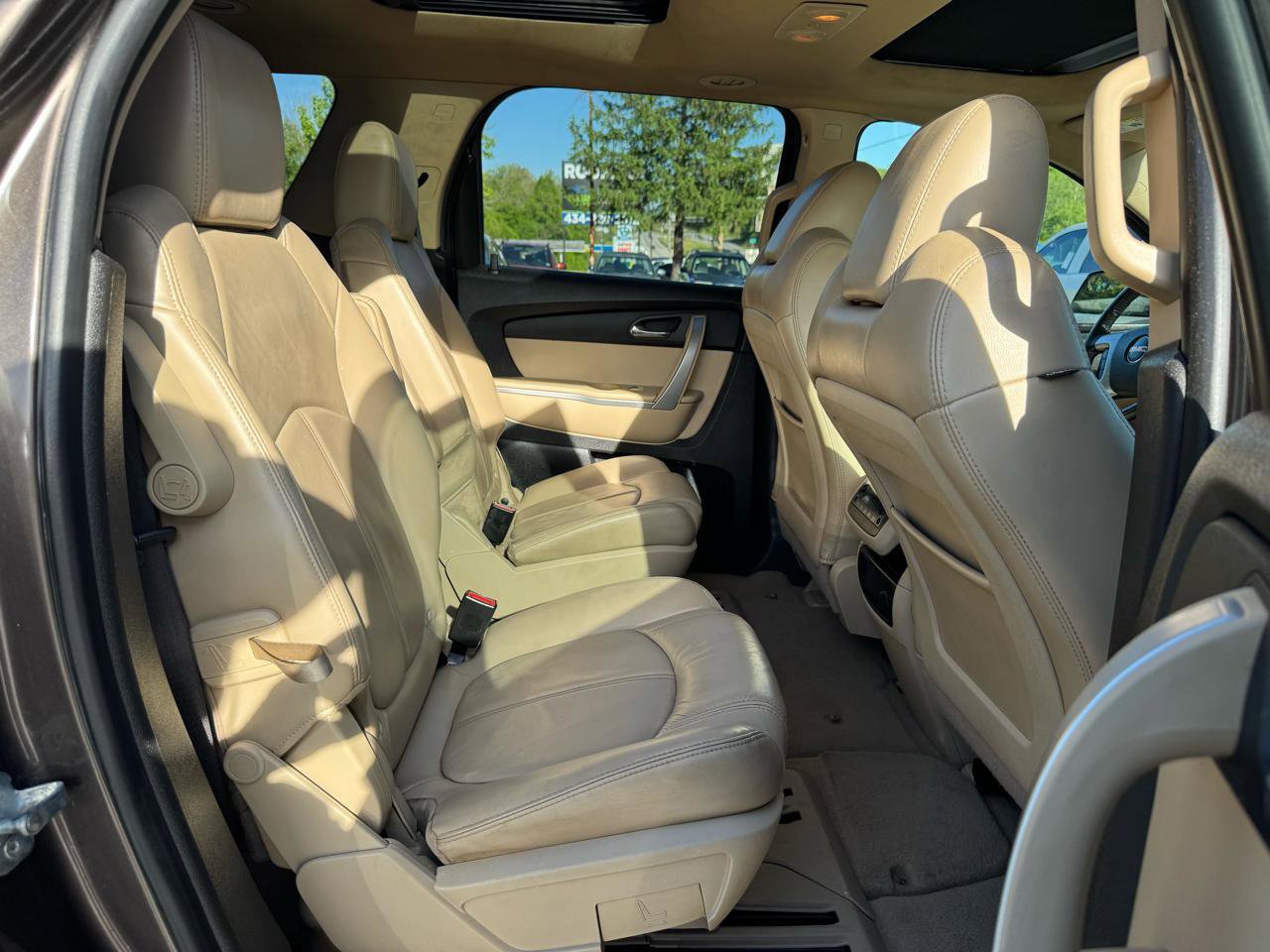 Used 2012 GMC Acadia SLT AWD/4WD image 17