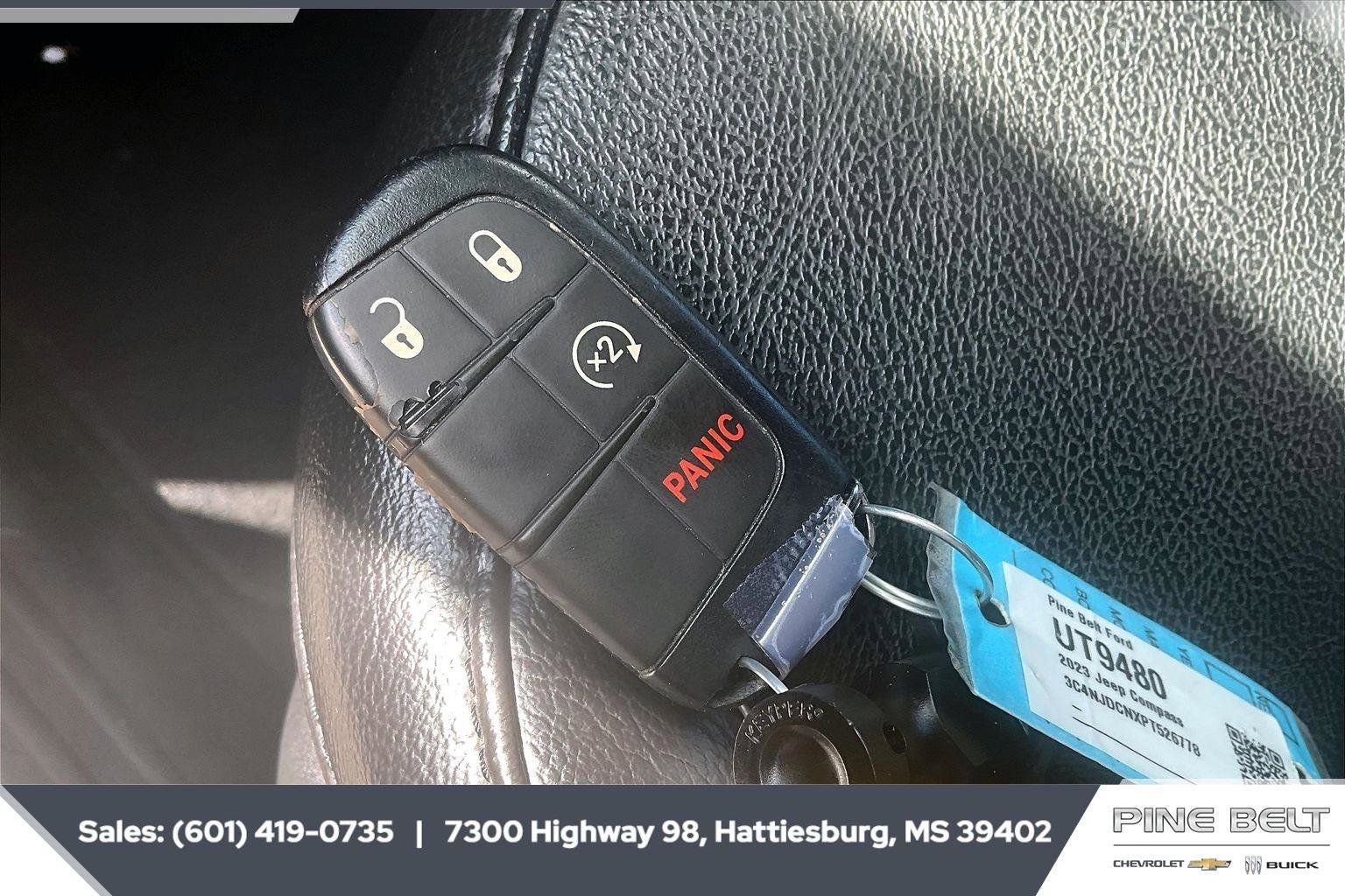 Used 2023 Jeep Compass Limited image 9