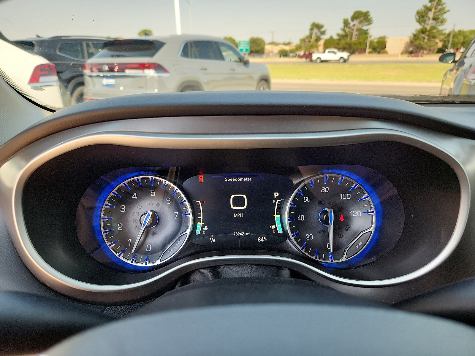 Used 2023 Chrysler Pacifica Touring-L FWD image 17