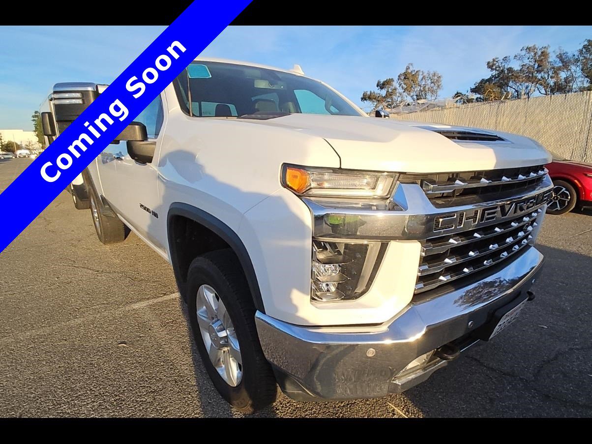 Used 2020 Chevrolet Silverado 2500 LTZ w/ LTZ Plus Package image 3