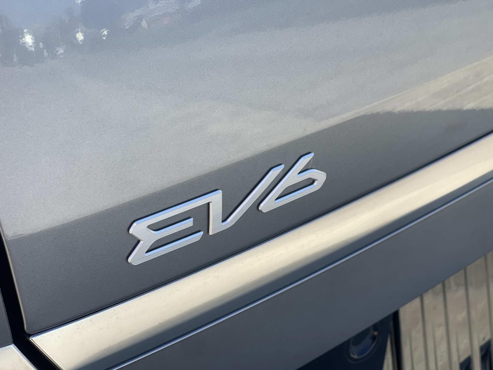 Used 2024 Kia EV6 Wind RWD image 6