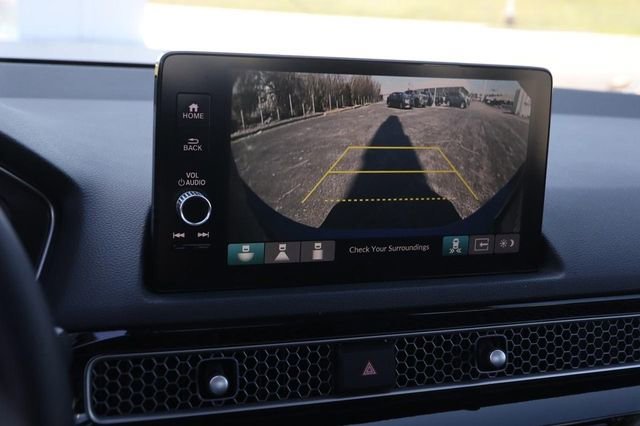 Used 2022 Honda Civic Touring image 17