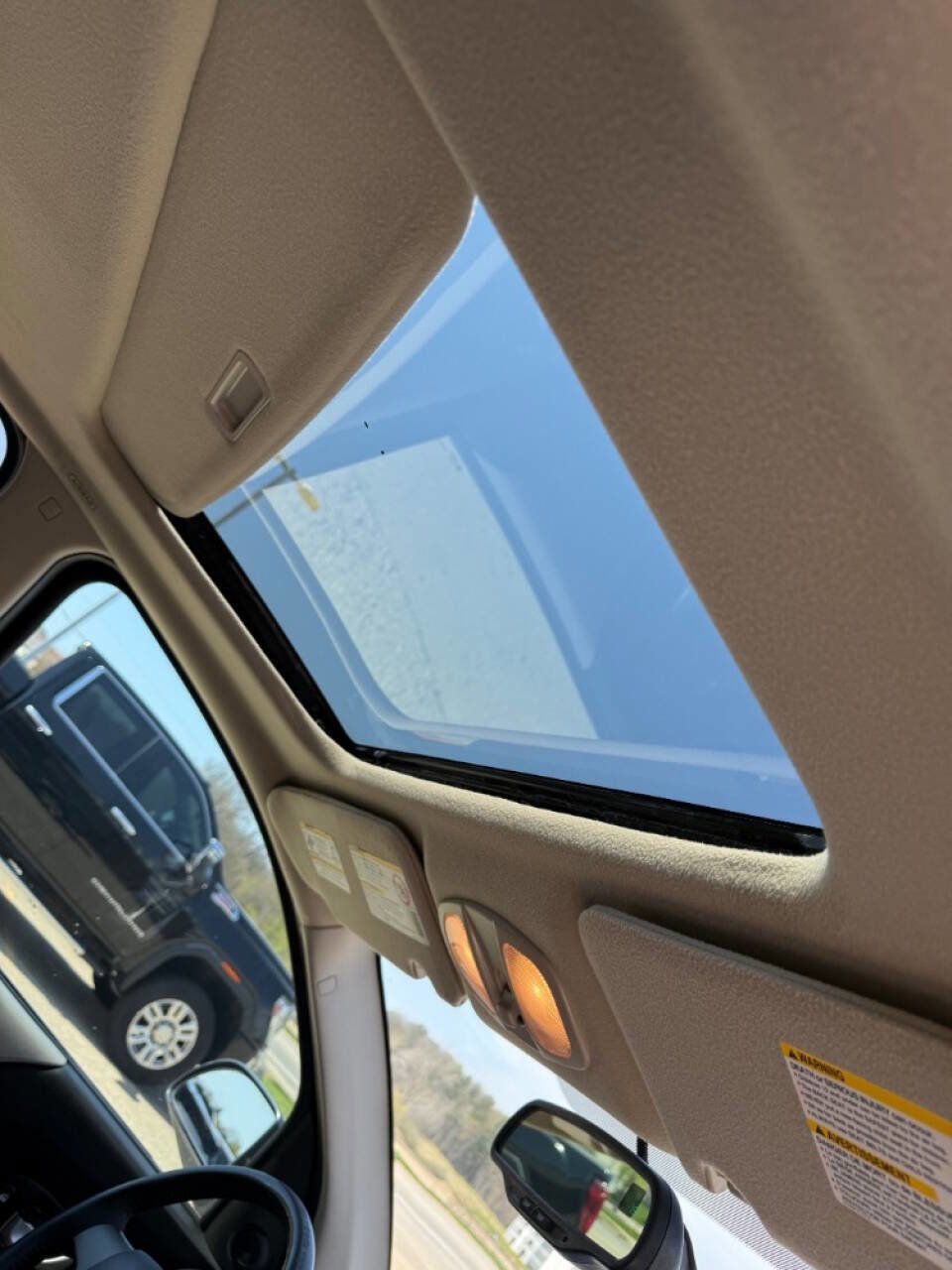 Used 2005 Saturn Vue AWD V6 w/ Comfort Pkg image 27