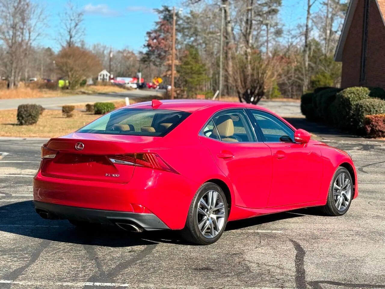 Used 2018 Lexus IS 300 image 4