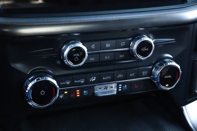 Used 2022 Ford F150 Platinum w/ Equipment Group 701A High image 32