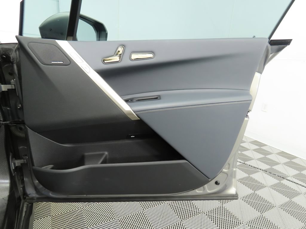 Certified 2023 BMW iX xDrive50 w/ Ultimate Package 2 image 24