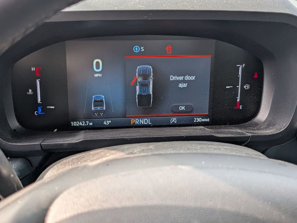 Used 2025 Ford Maverick XLT w/ XLT Luxury Package image 25